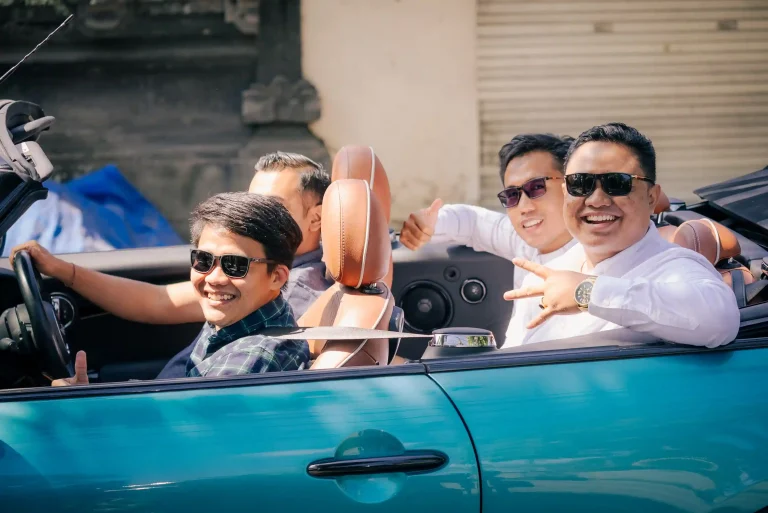 Bespoke Bali Road Tour With Luxury Vehicle For Small Groups