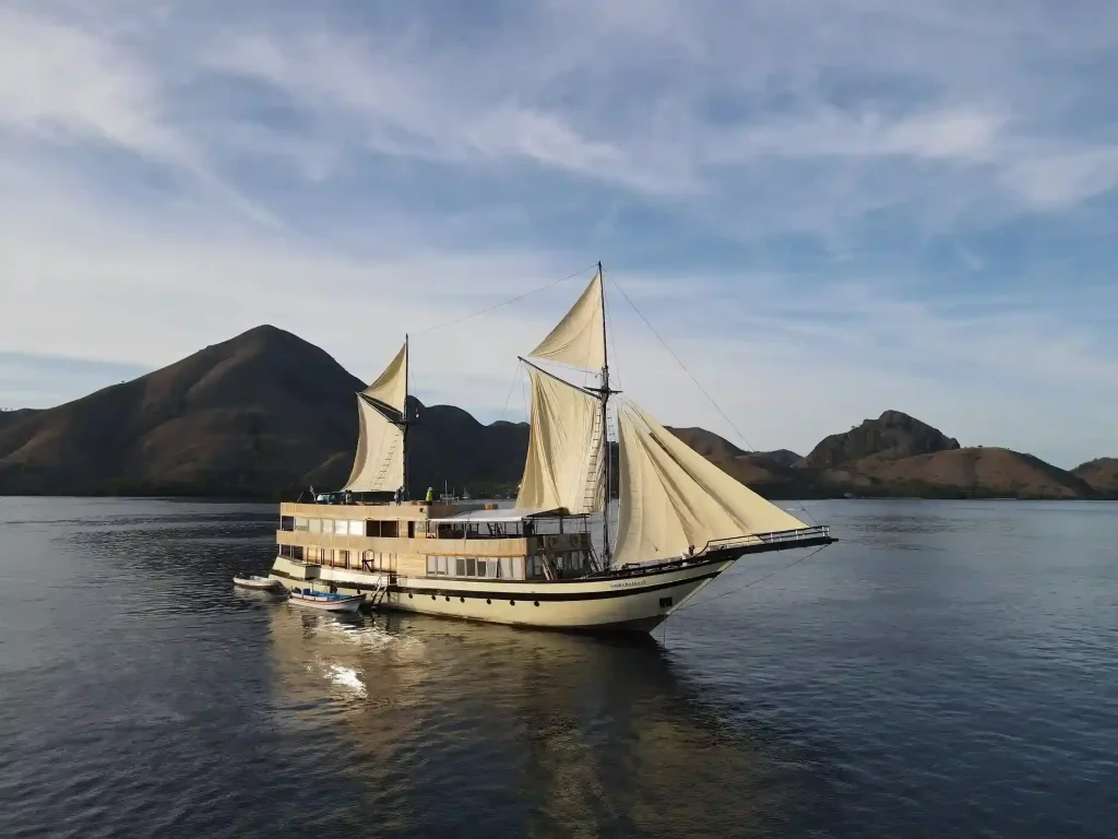 Bali to Komodo Tour 2026: Season, Flights & Real Costs